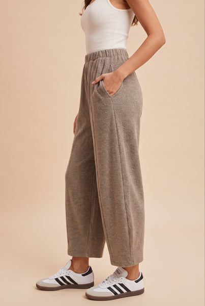 Soft Knit Cropped Barrel Pant