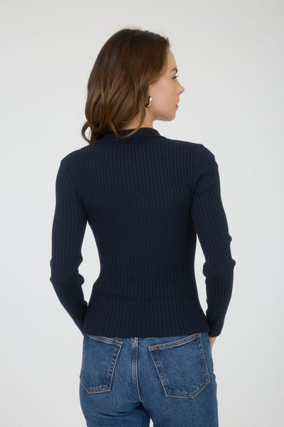 Collared Fitted Sweater Top